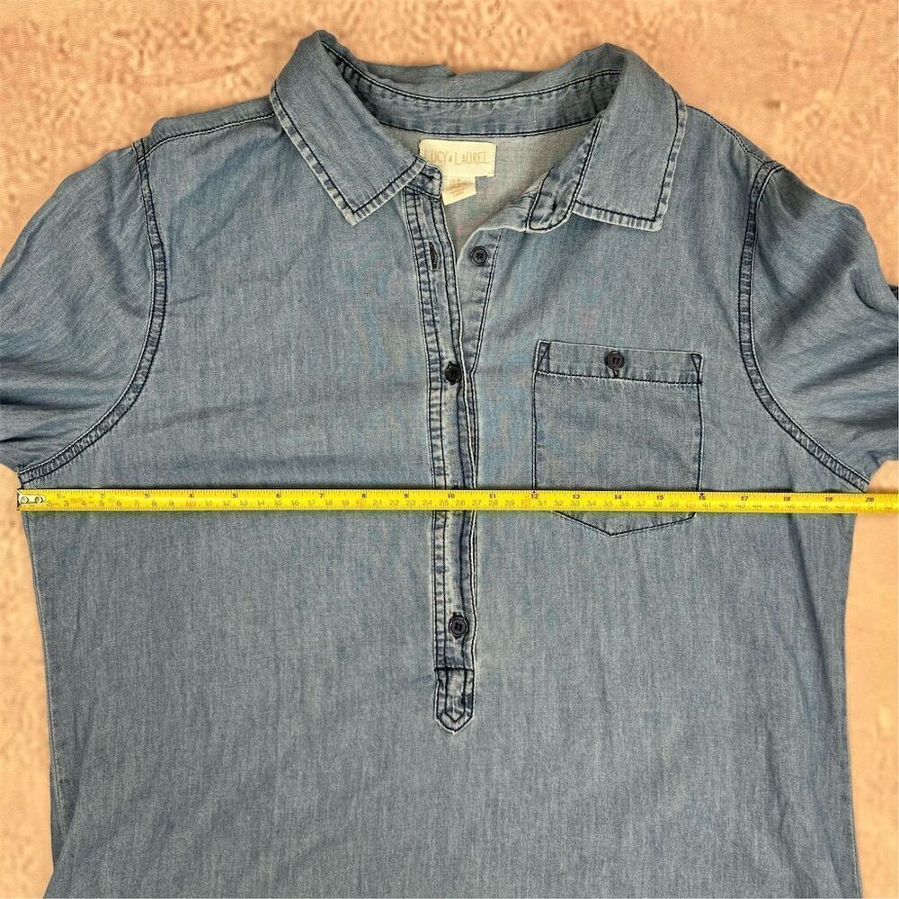 Lucy & Laurel Women's Blue Chambray Top Size M Long Sleeve Collared Blouse - Picture 7 of 10